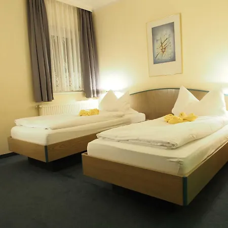 게스트하우스 Pension Ottendorf-Okrilla 오텐도프오크릴라